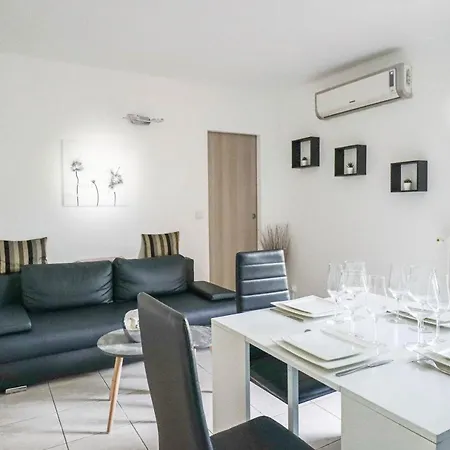 Les Mimosas Apartamento *